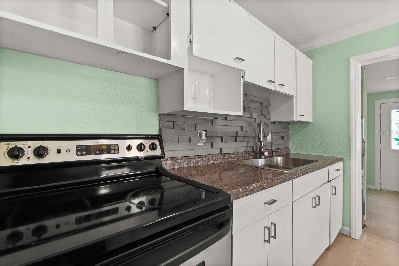 LONGWOOD PARK - Residential