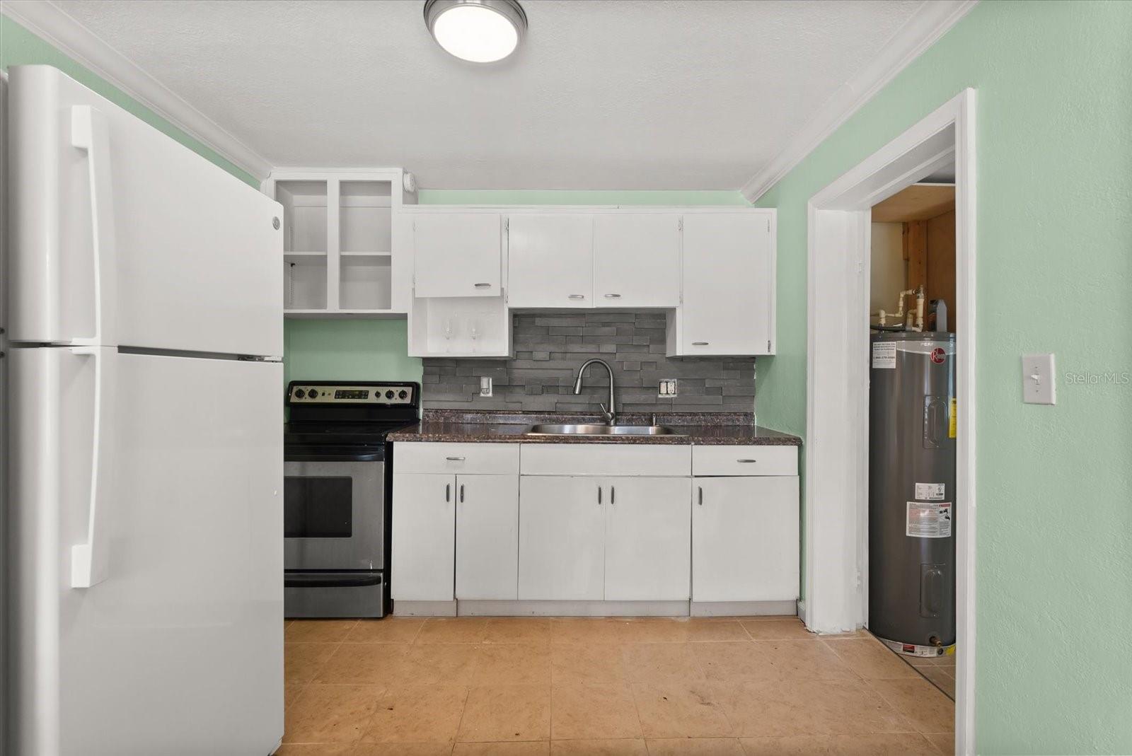 LONGWOOD PARK - Residential