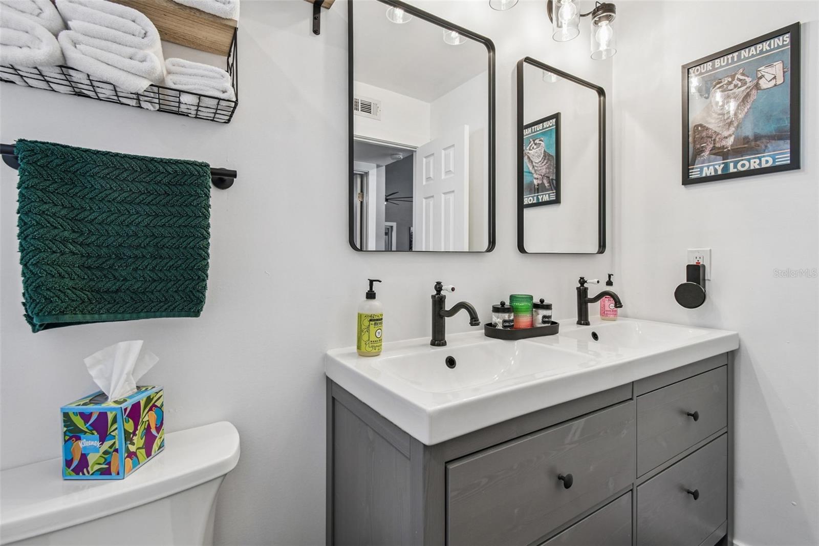 BRANDON LAKEWOOD ESTATES ADD - Residential