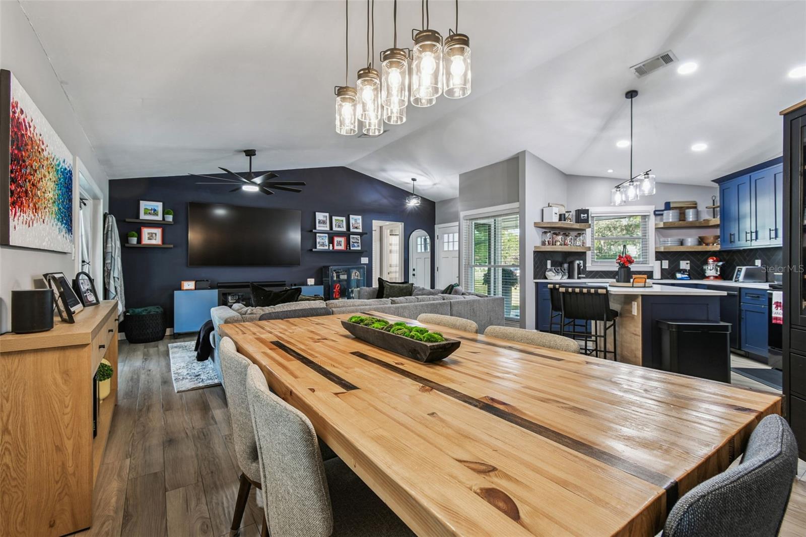 BRANDON LAKEWOOD ESTATES ADD - Residential