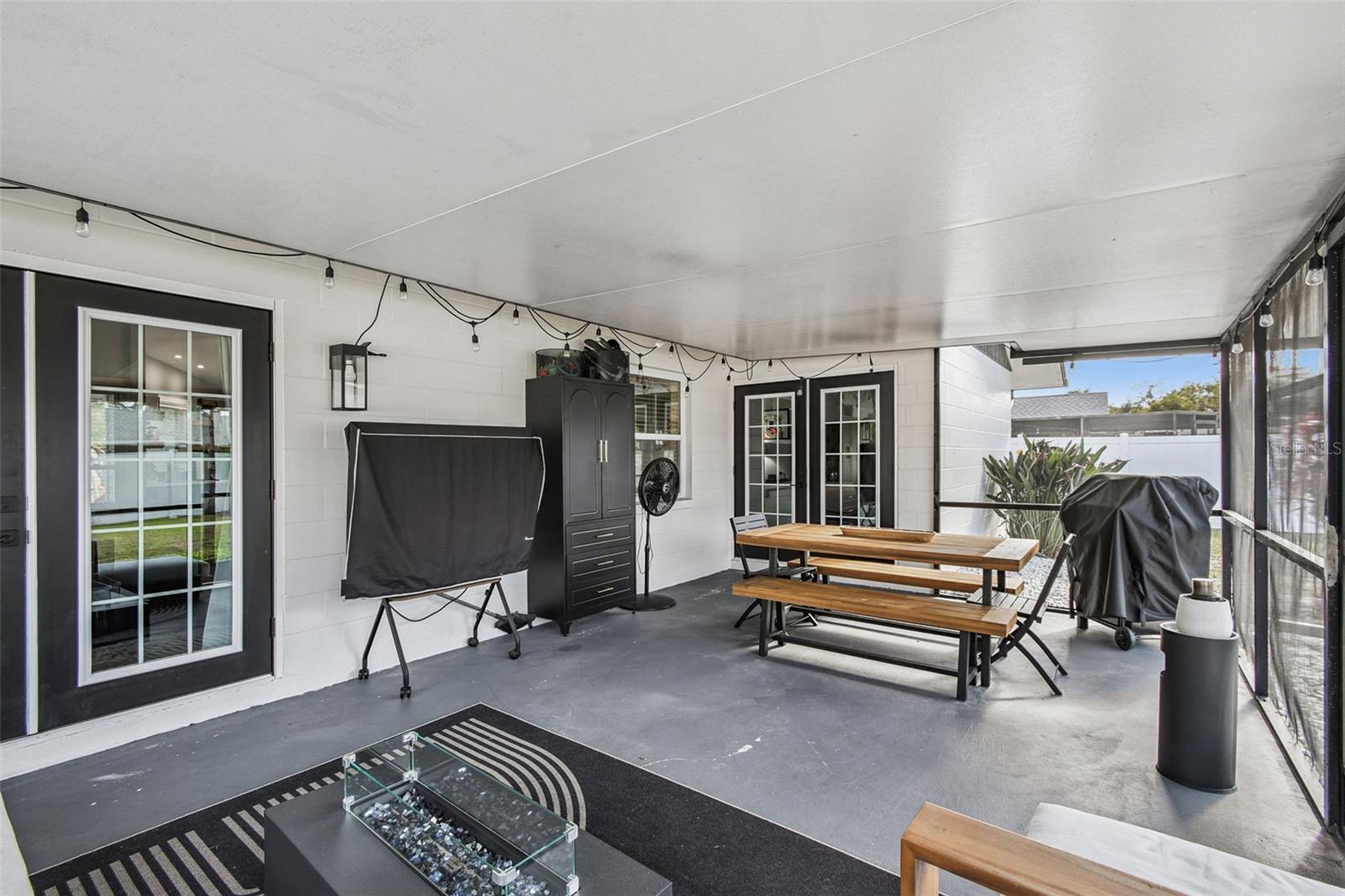 BRANDON LAKEWOOD ESTATES ADD - Residential