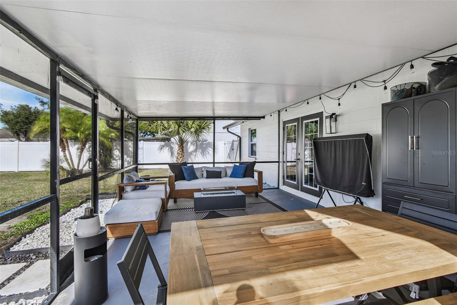 BRANDON LAKEWOOD ESTATES ADD - Residential