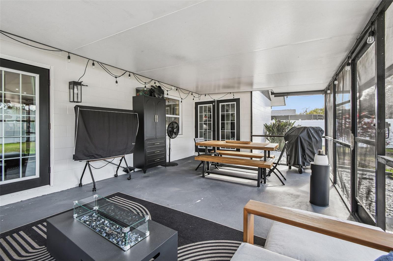 BRANDON LAKEWOOD ESTATES ADD - Residential