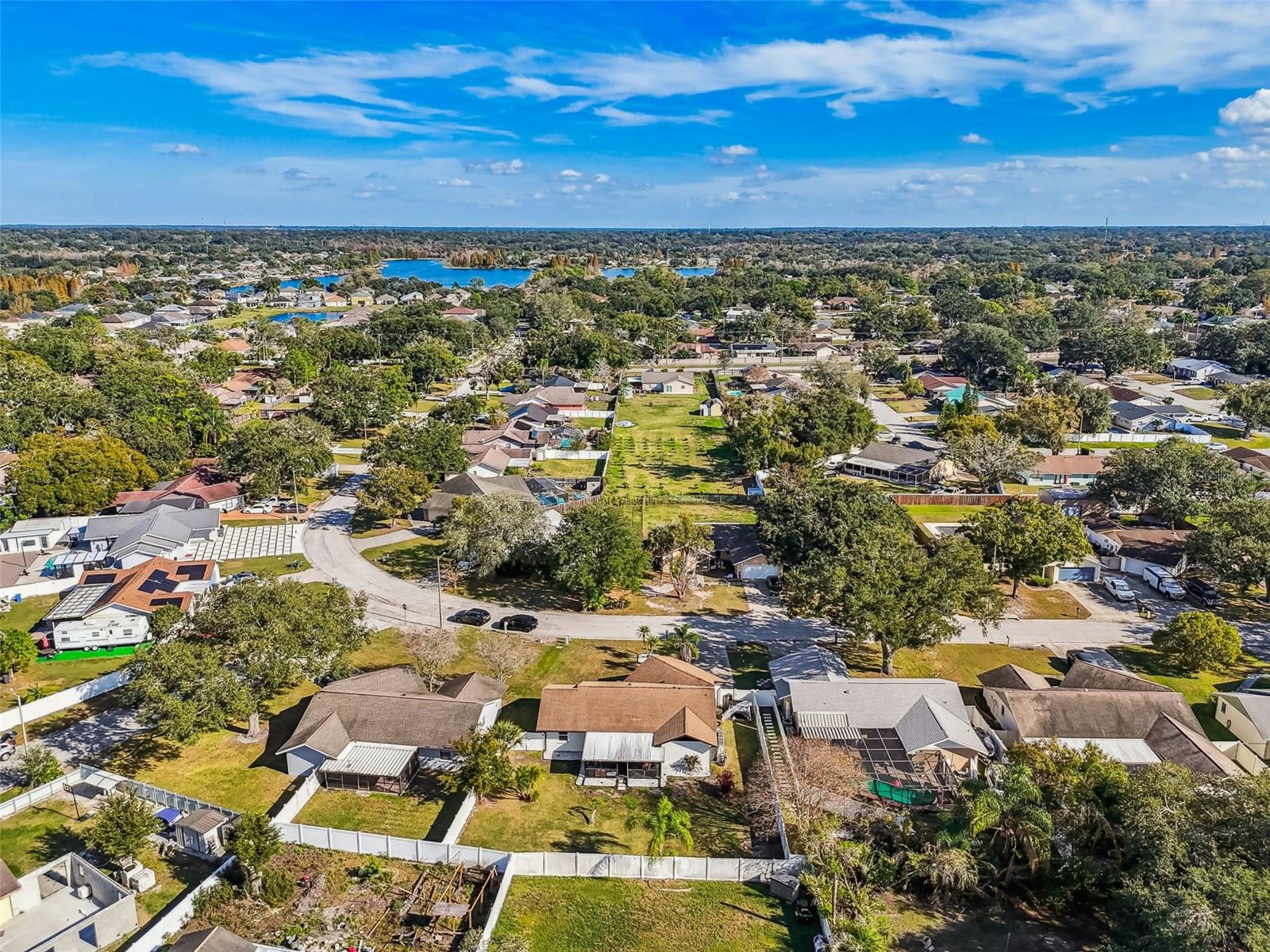 BRANDON LAKEWOOD ESTATES ADD - Residential