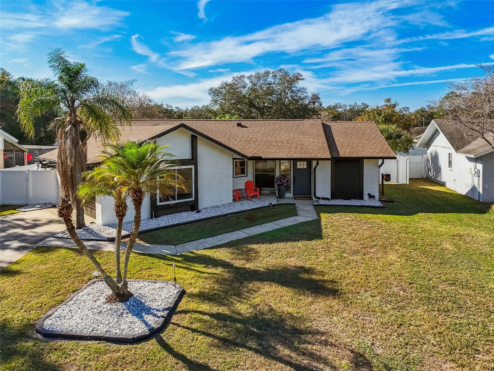 BRANDON LAKEWOOD ESTATES ADD - Residential