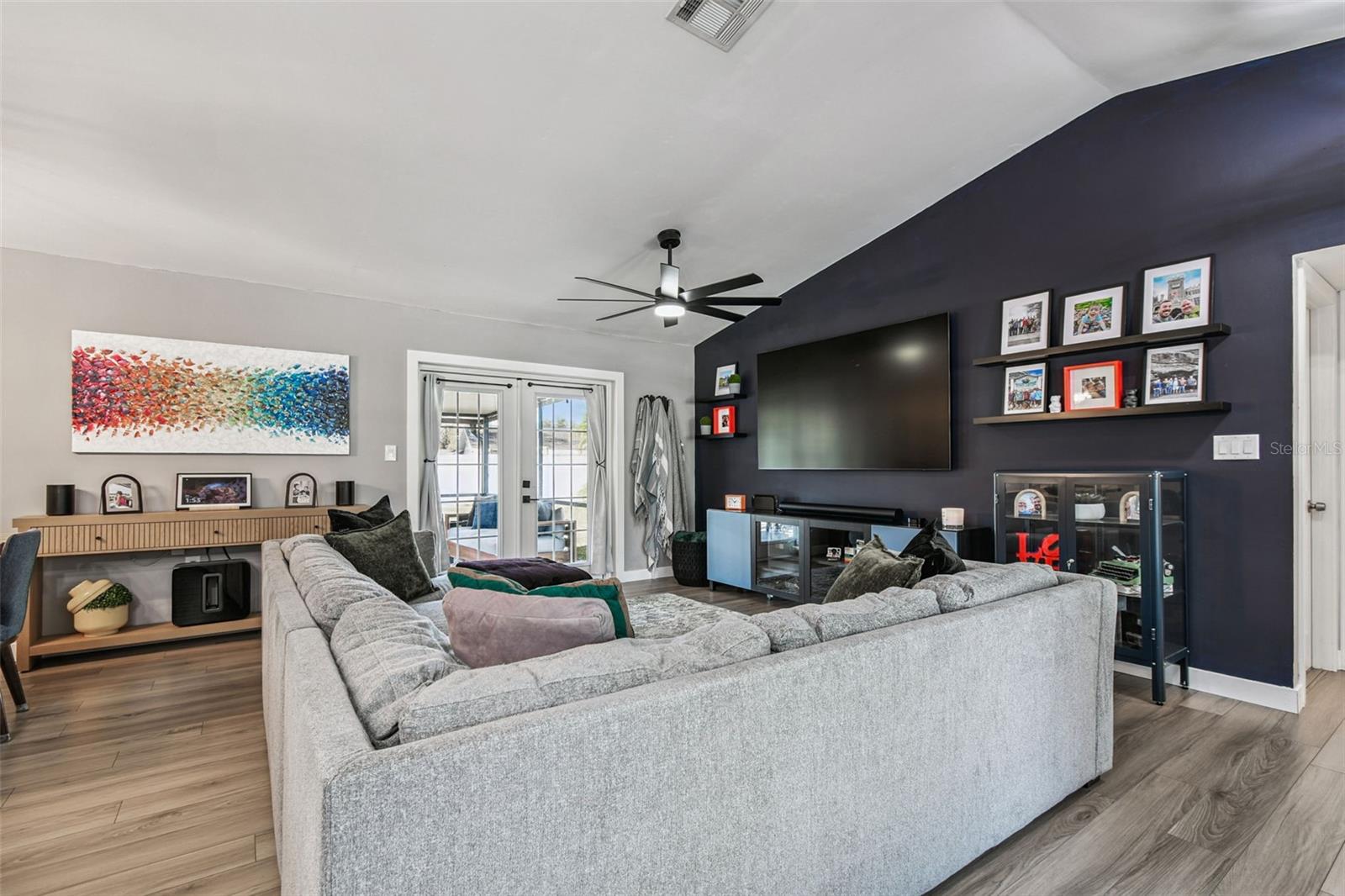 BRANDON LAKEWOOD ESTATES ADD - Residential