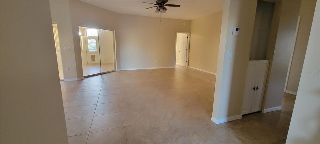 Photo of 7102 52nd Drive E, Bradenton, FL 34203 (MLS # A4652958)