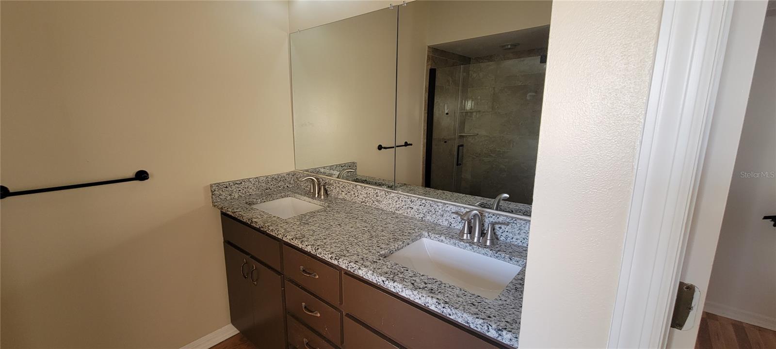 CREEKWOOD PH ONE SUBPHASE I UNIT A1 - Residential