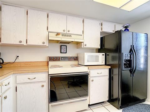 A home in SEMINOLE