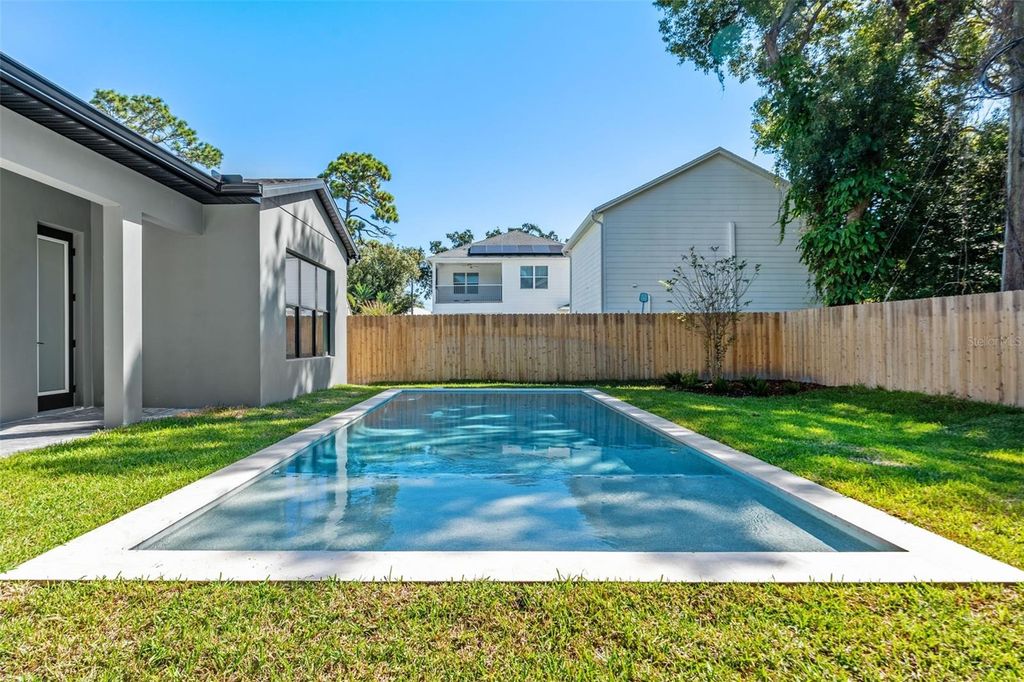 Photo of 1012 Stetson Street, Orlando, FL 32804 (MLS # O6353323)