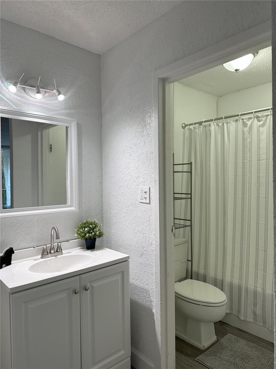 SANDLAKE COURTYARDS CONDO 5901/3515 - Residential