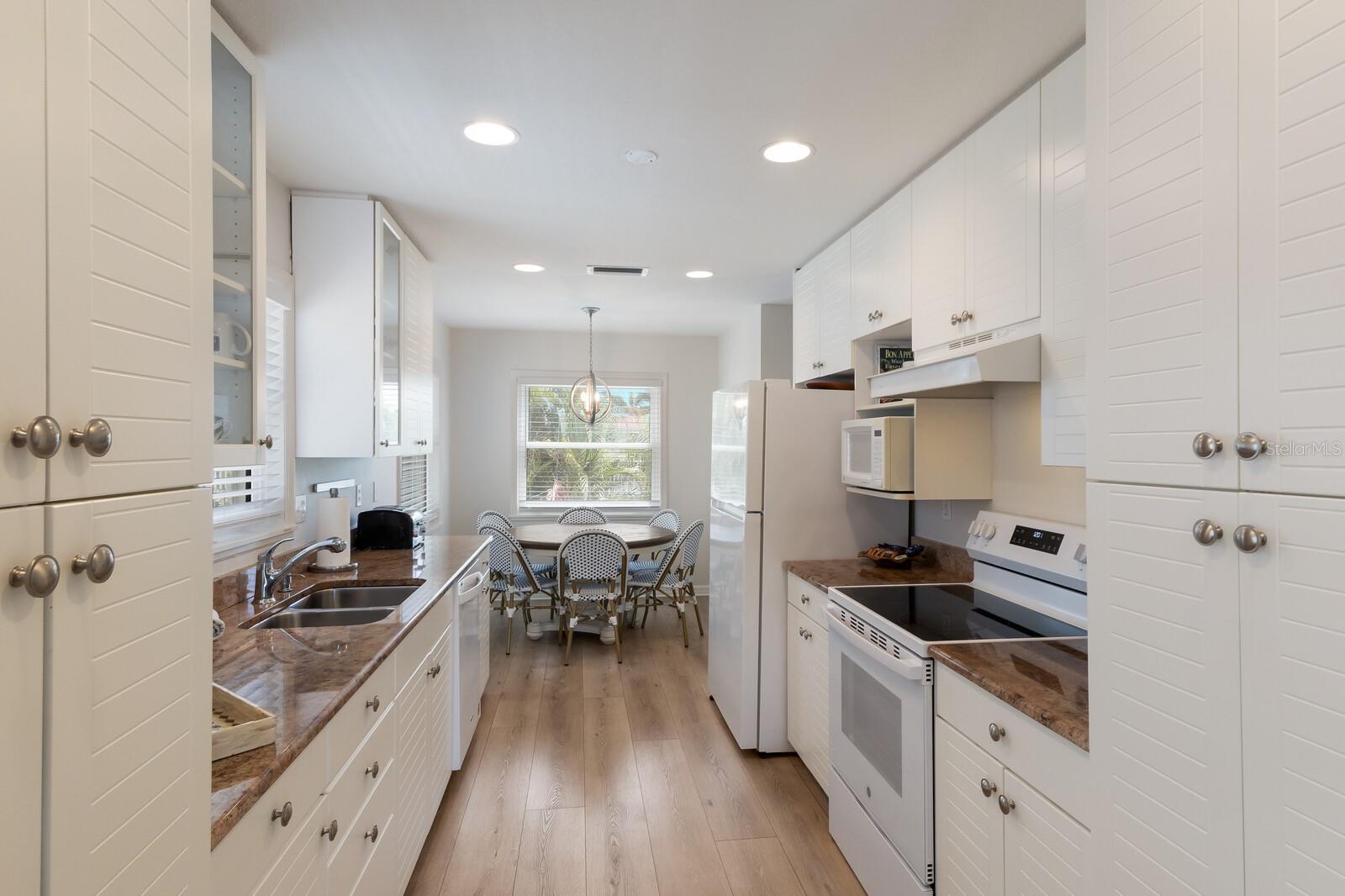 ILEXHURST - Residential Income