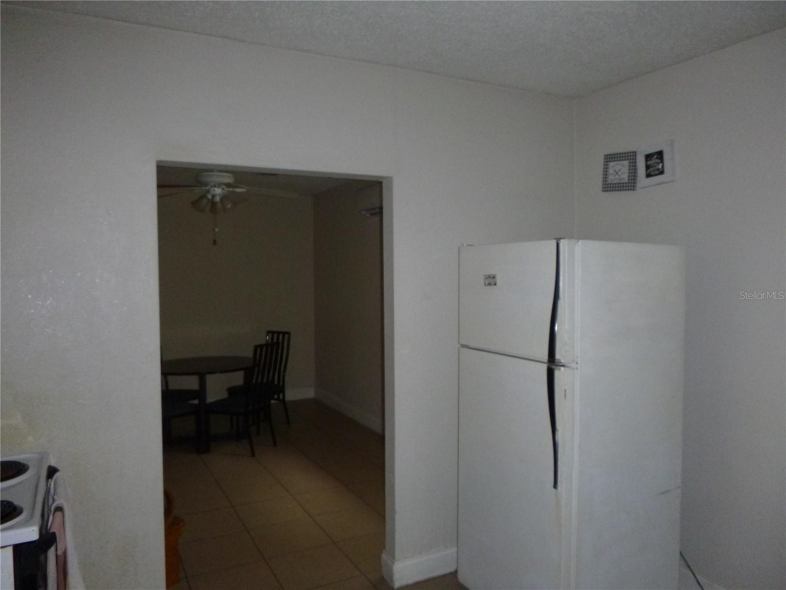 MONTEREY SUB - Residential Lease