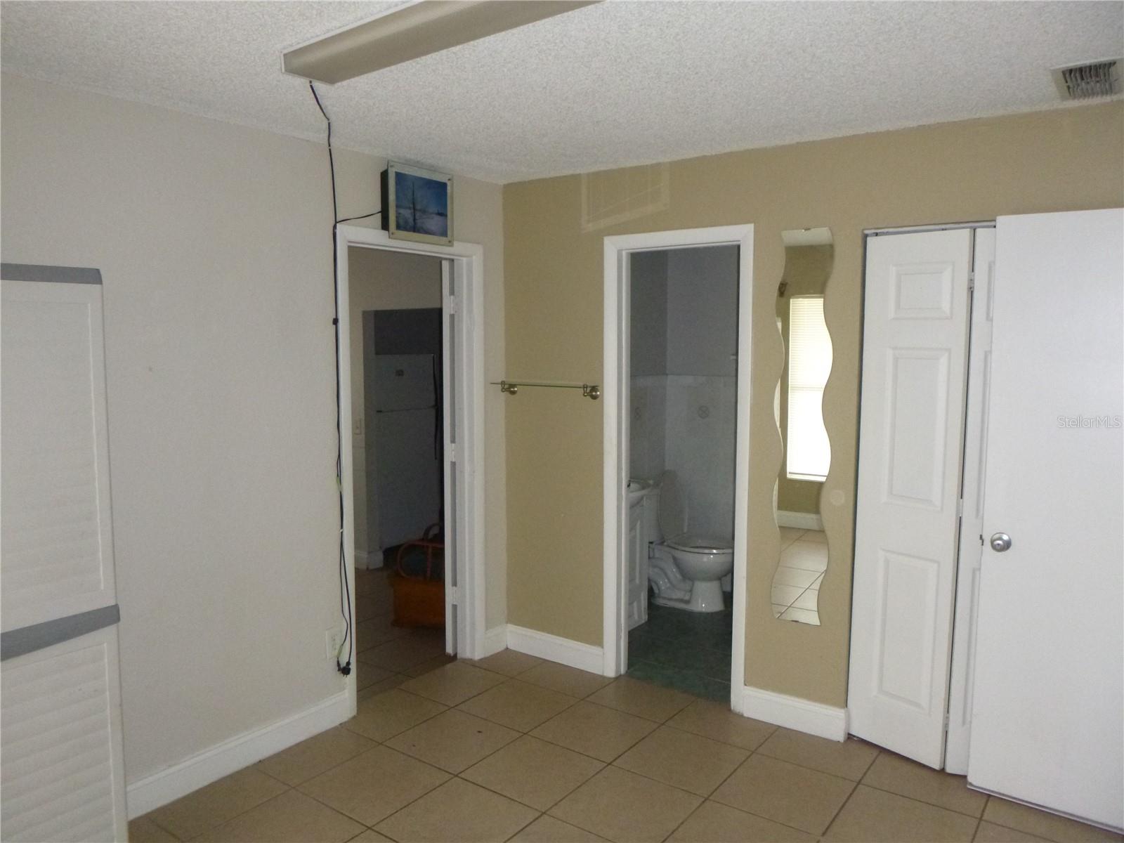 MONTEREY SUB - Residential Lease