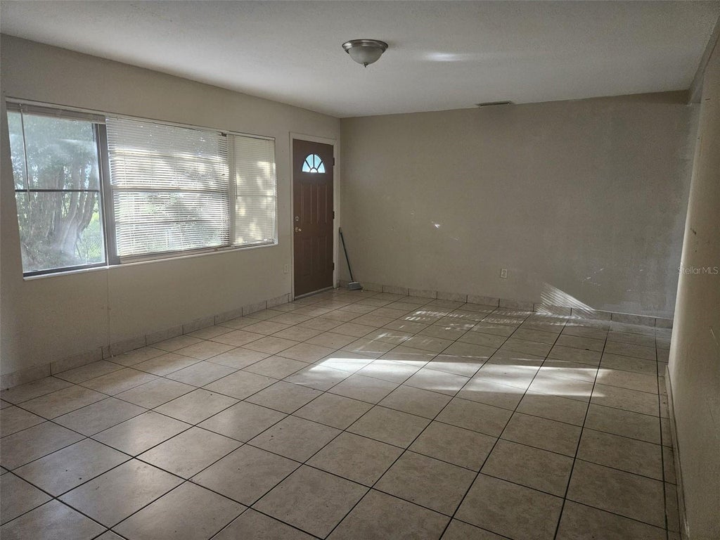 Photo of 7628 Boice Street, Orlando, FL 32809 (MLS # O6442675)