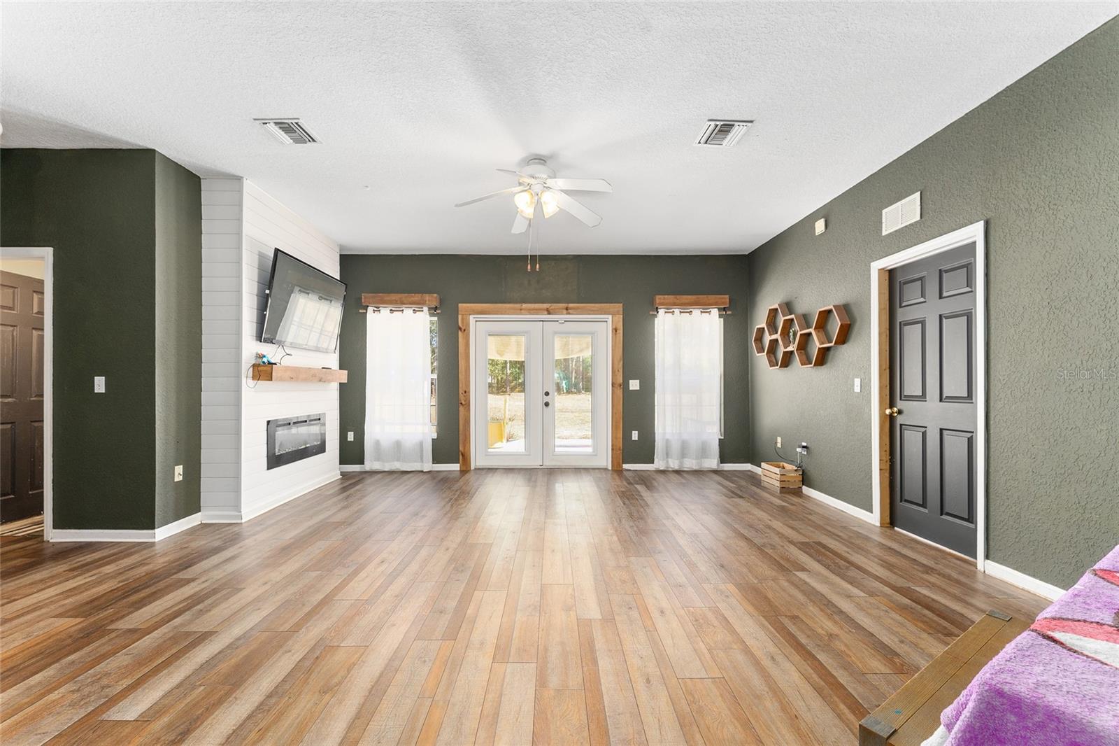 FELLOWSHIP ACRES - Residential