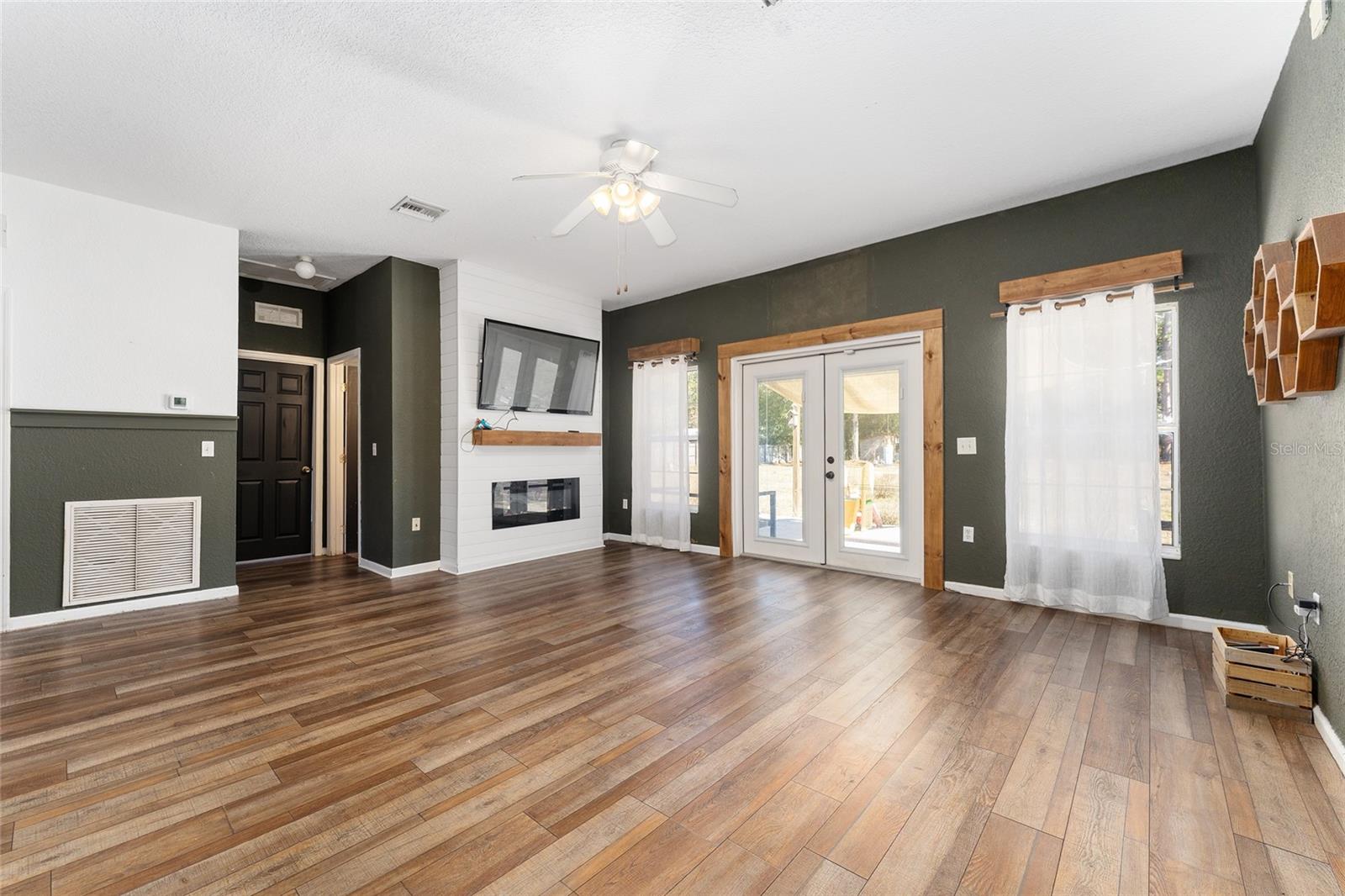 FELLOWSHIP ACRES - Residential