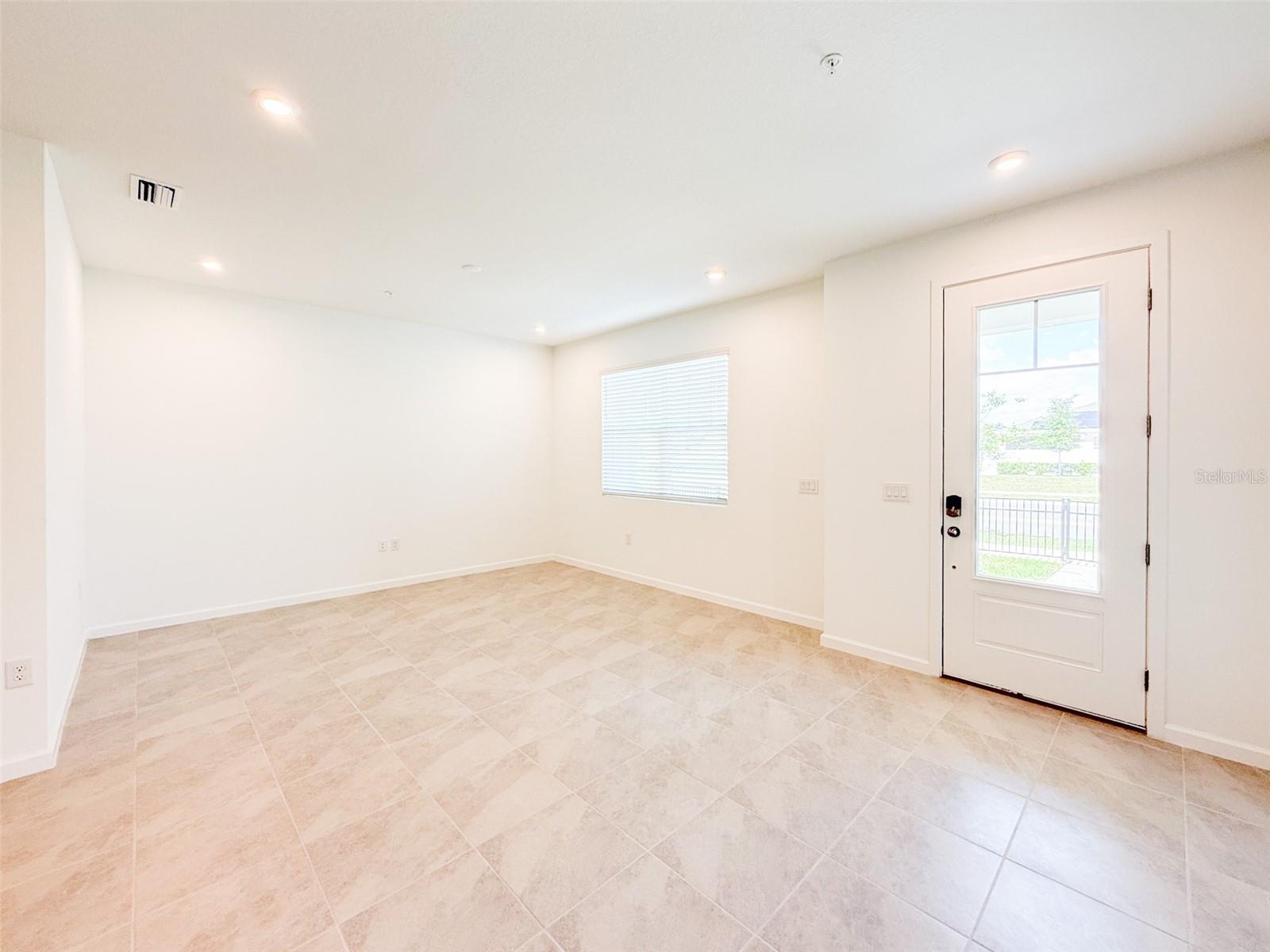 GARDENIA RESERVE - Residential Lease