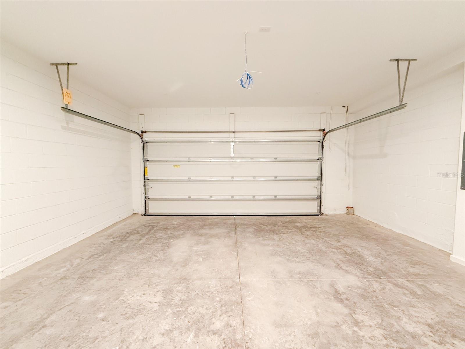 GARDENIA RESERVE - Residential Lease