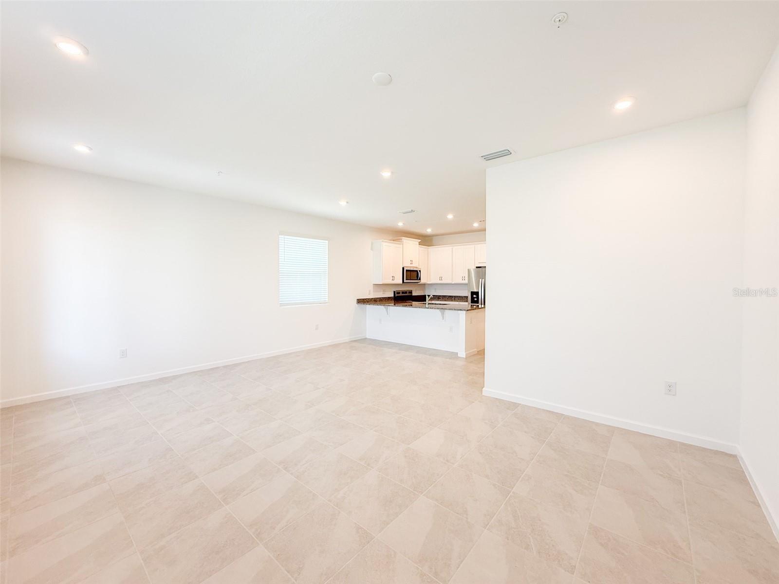 GARDENIA RESERVE - Residential Lease