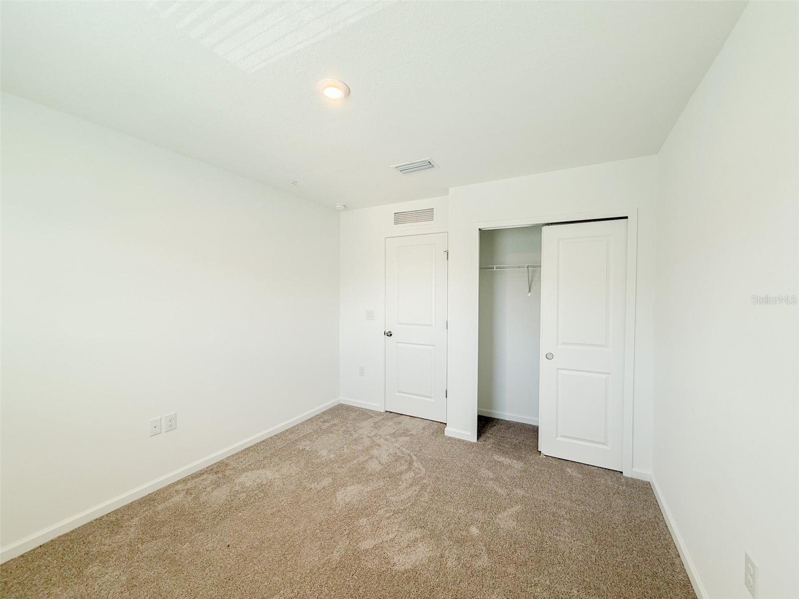 GARDENIA RESERVE - Residential Lease