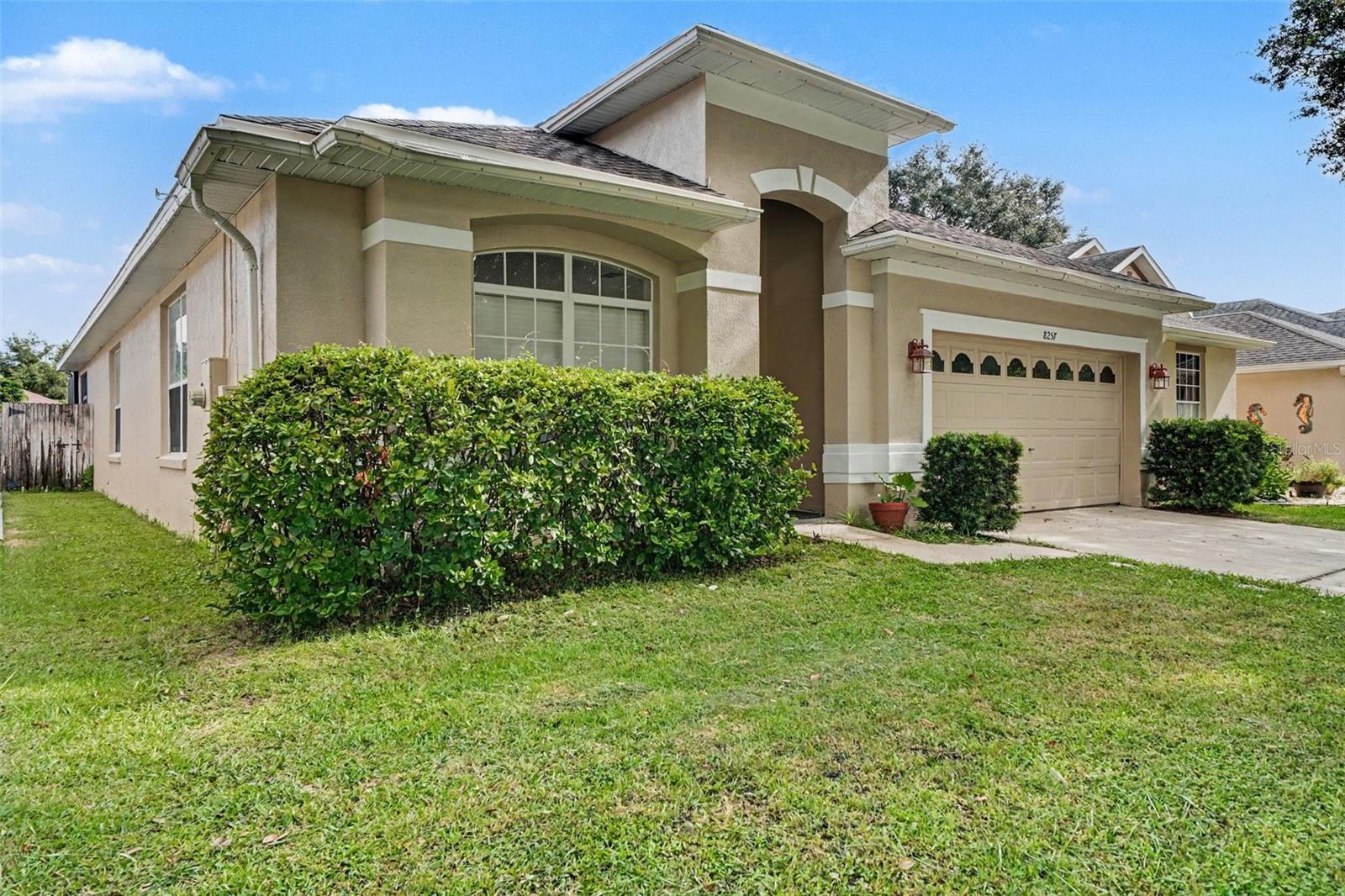 8257 BAYWOOD VISTA DRIVE