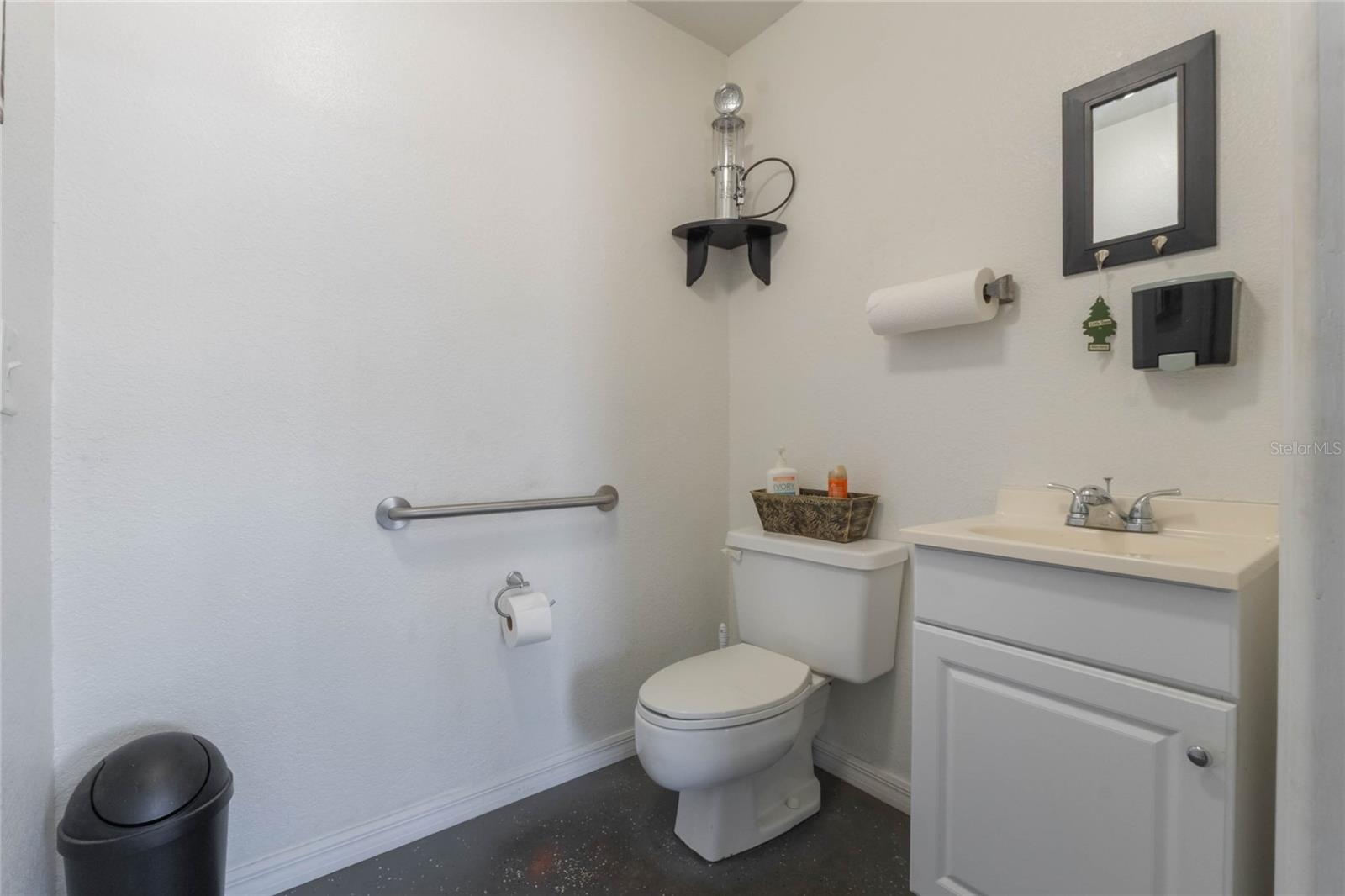 INVERNESS HIGHLANDS SOUTH - Commercial Sale