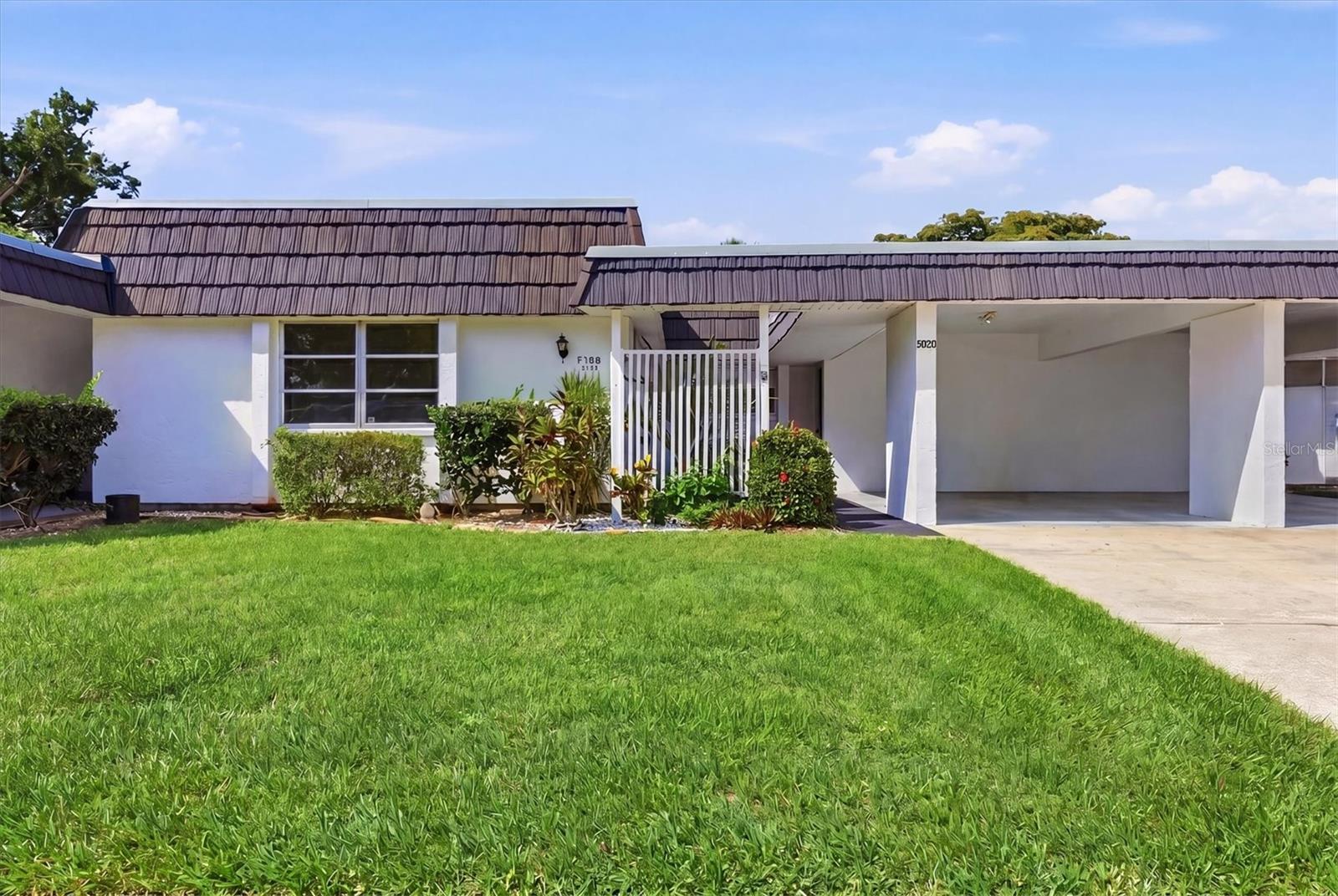 GLEN OAKS RIDGE VILLAS 2 - Residential