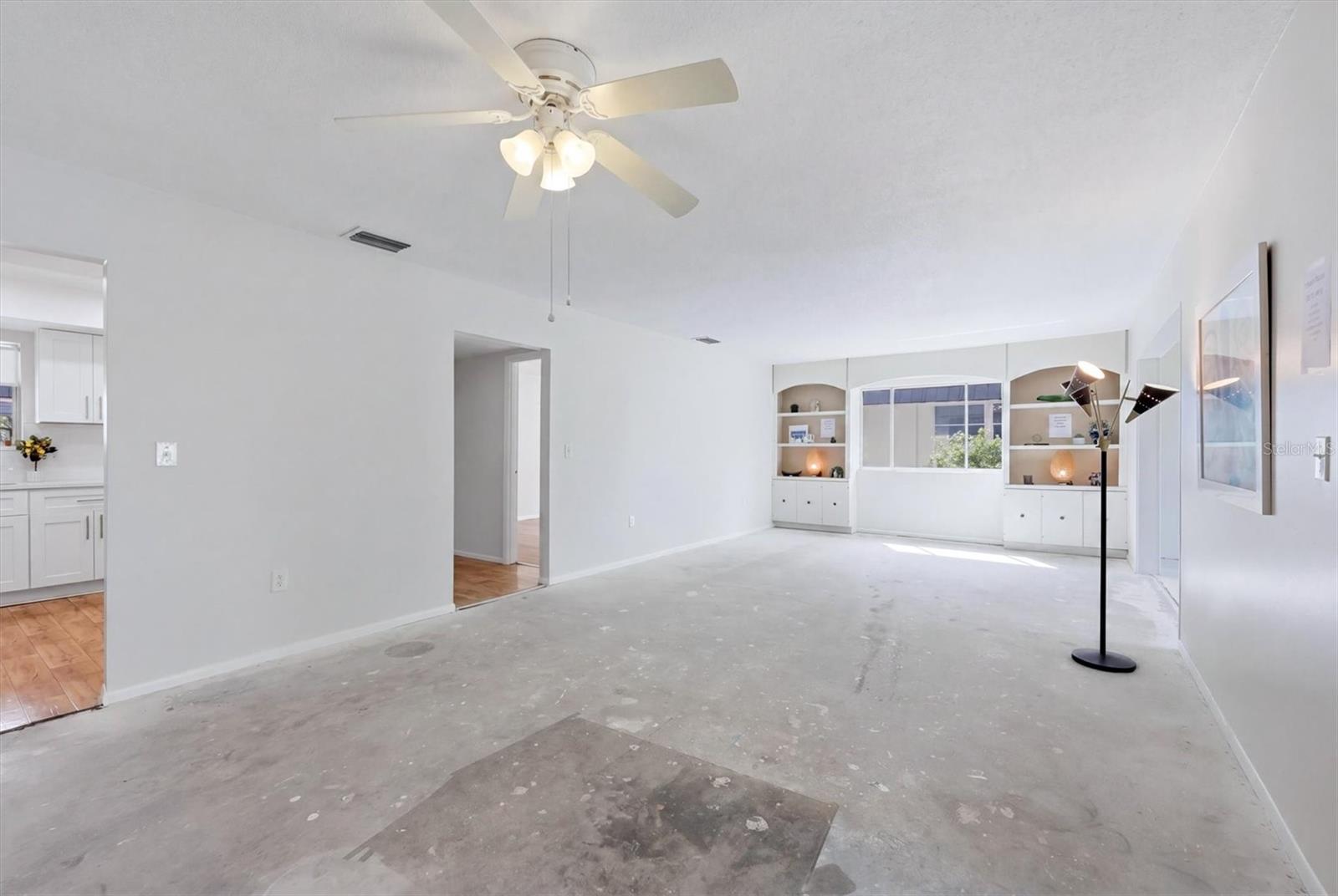 GLEN OAKS RIDGE VILLAS 2 - Residential