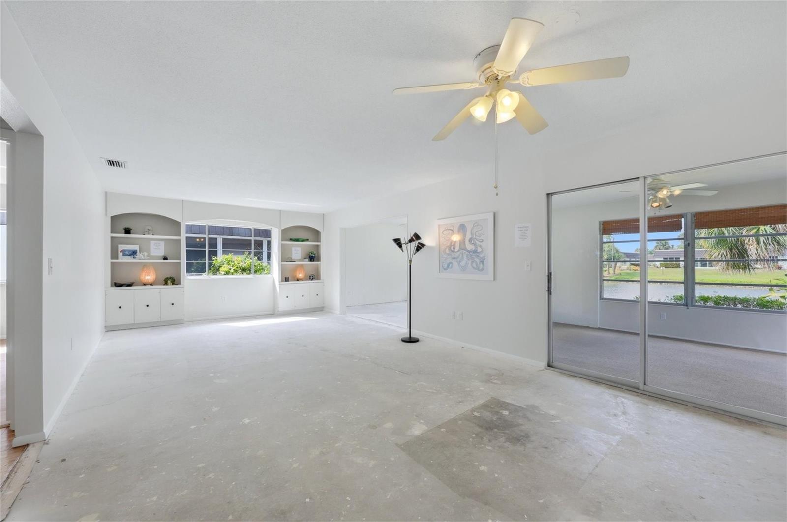 GLEN OAKS RIDGE VILLAS 2 - Residential