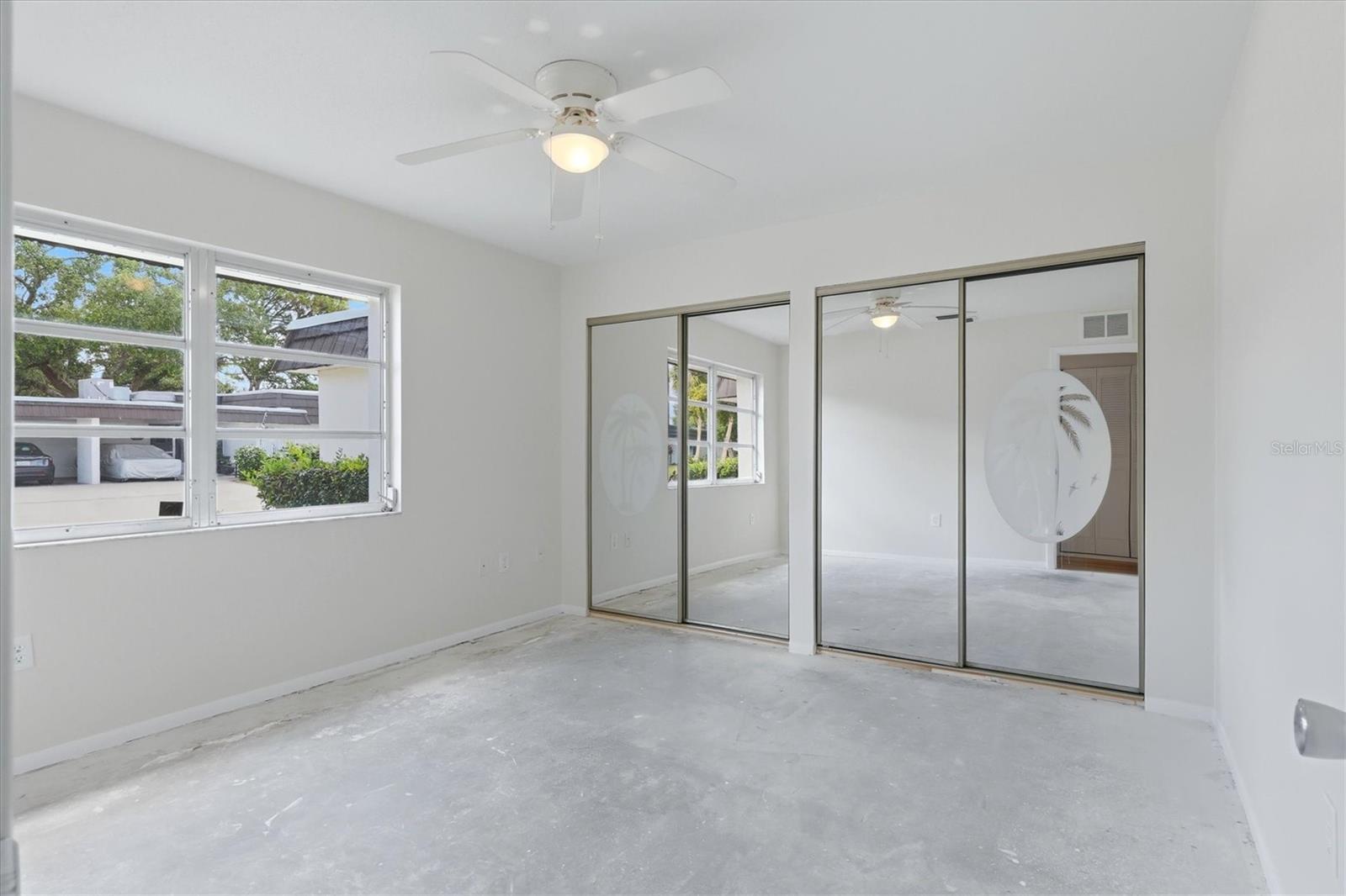 GLEN OAKS RIDGE VILLAS 2 - Residential