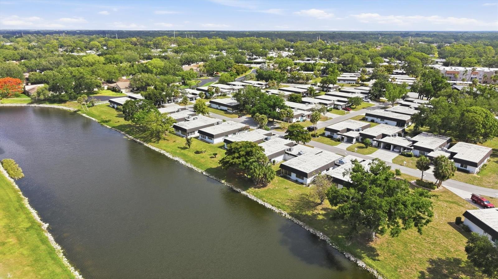 GLEN OAKS RIDGE VILLAS 2 - Residential