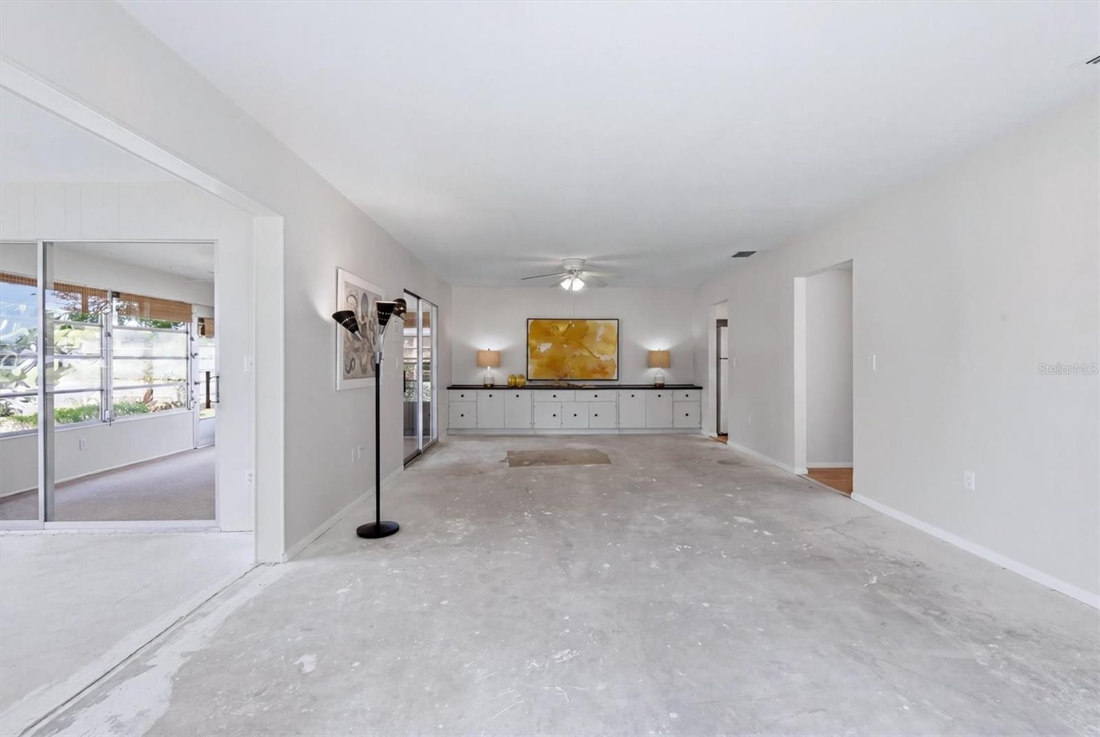 GLEN OAKS RIDGE VILLAS 2 - Residential