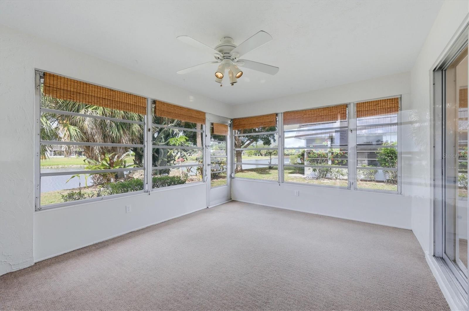 GLEN OAKS RIDGE VILLAS 2 - Residential