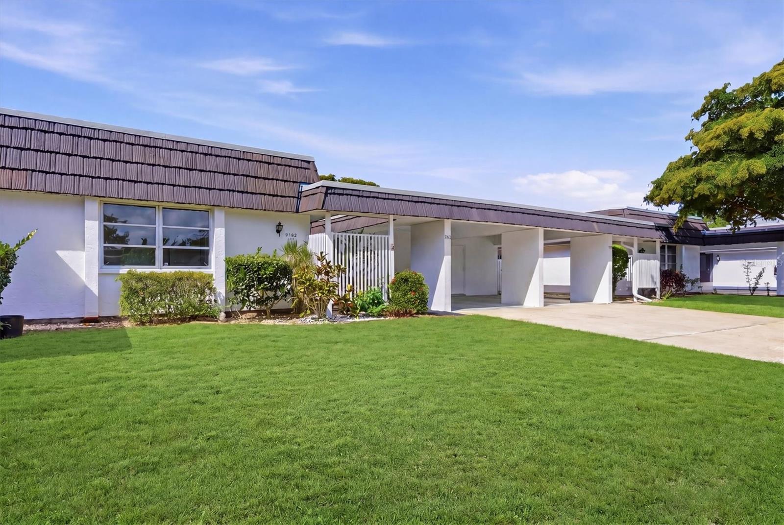 GLEN OAKS RIDGE VILLAS 2 - Residential