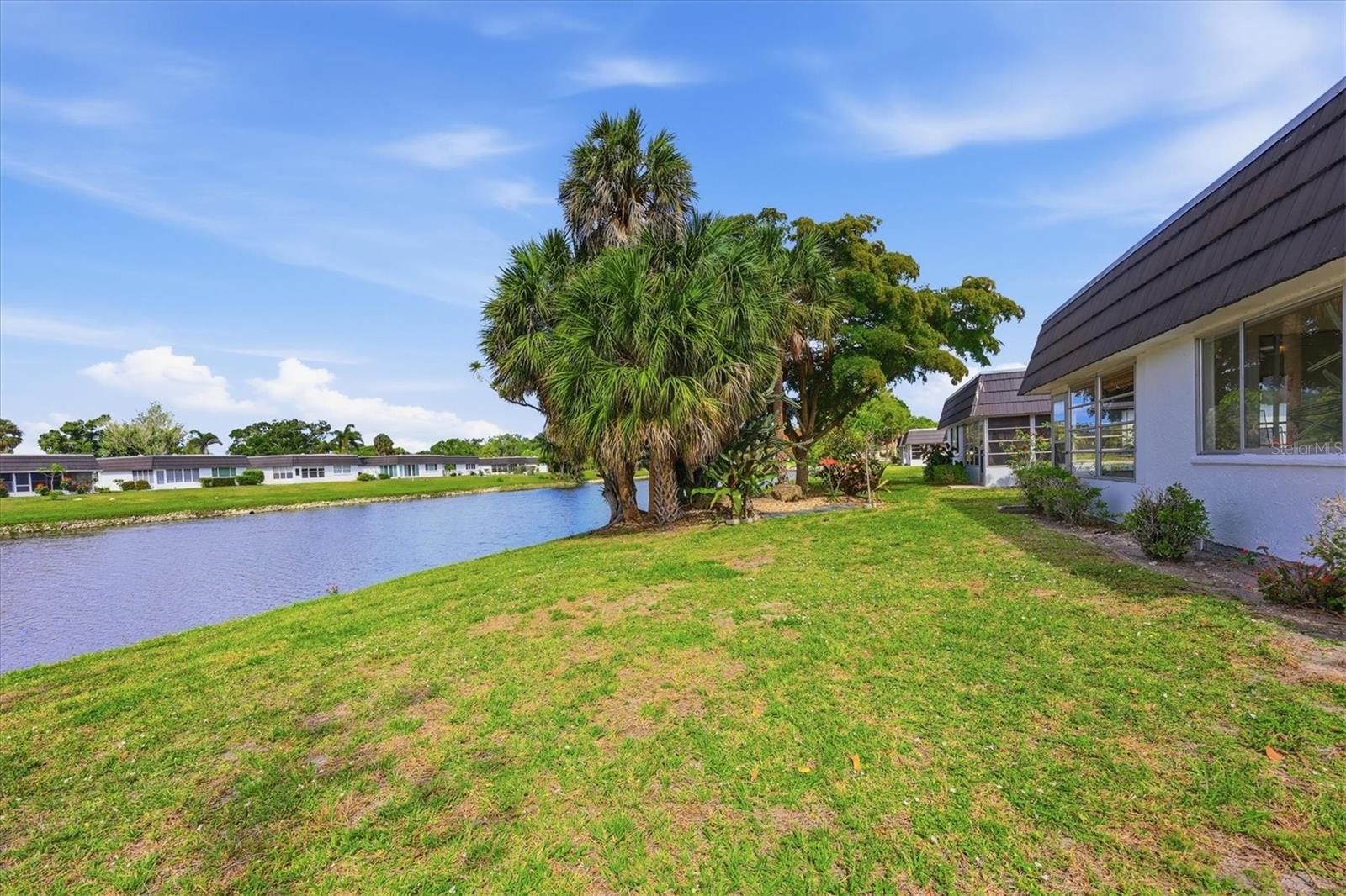 GLEN OAKS RIDGE VILLAS 2 - Residential