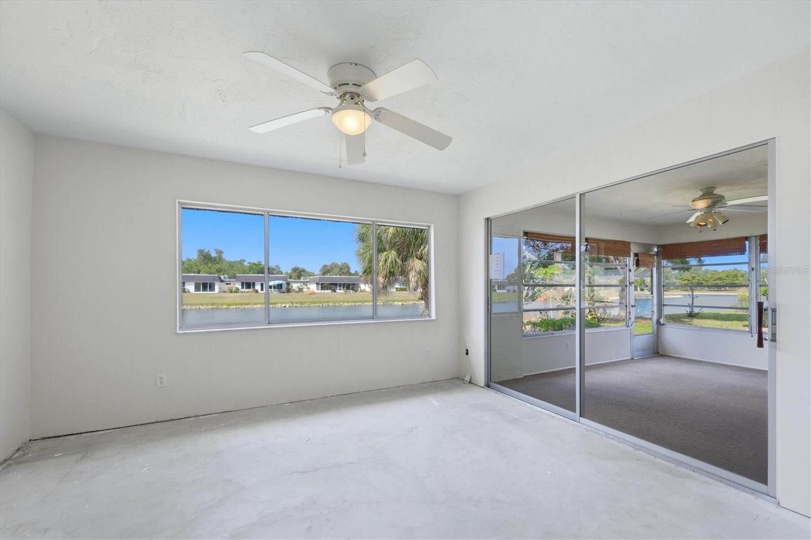 GLEN OAKS RIDGE VILLAS 2 - Residential