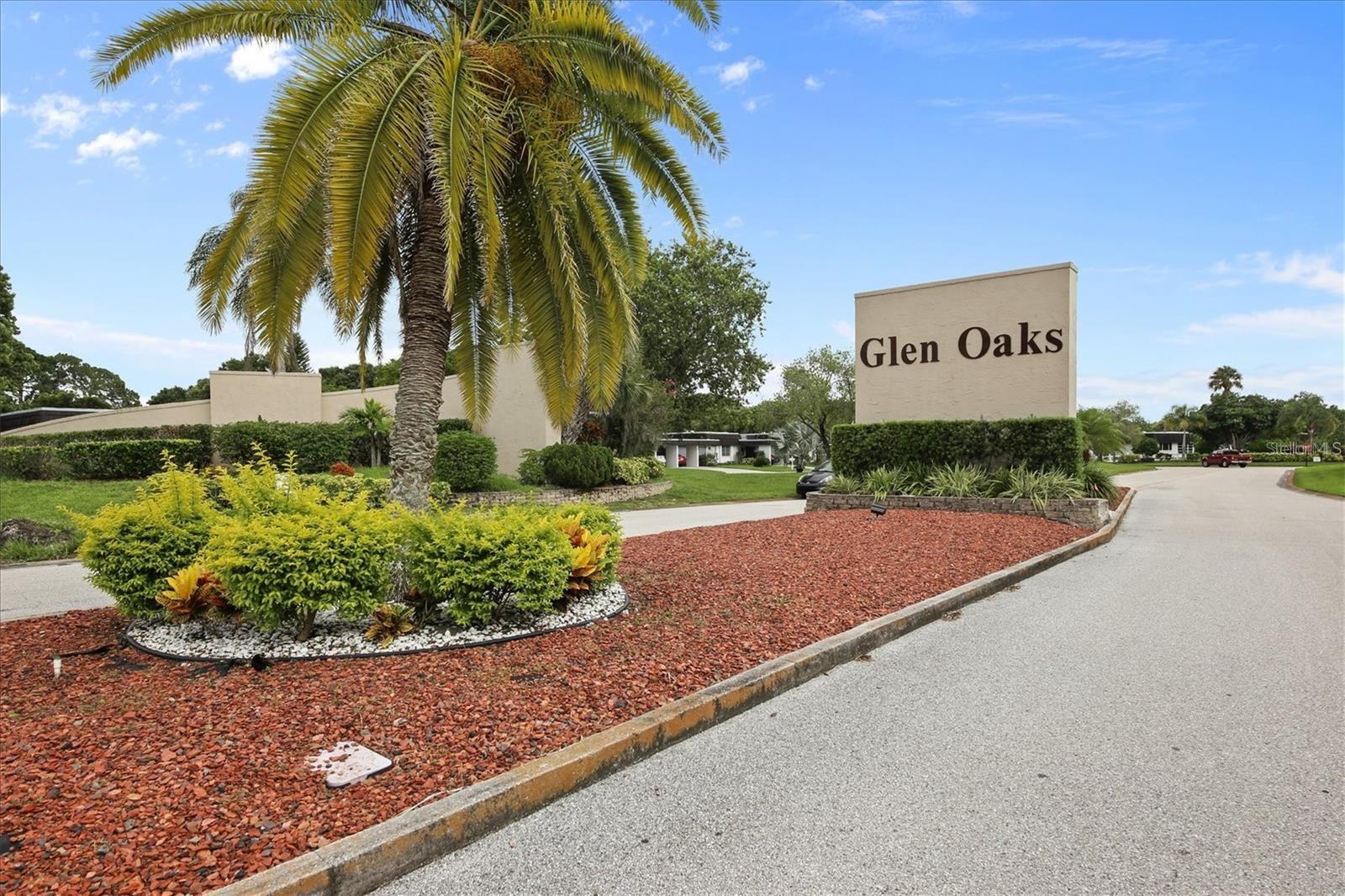 GLEN OAKS RIDGE VILLAS 2 - Residential