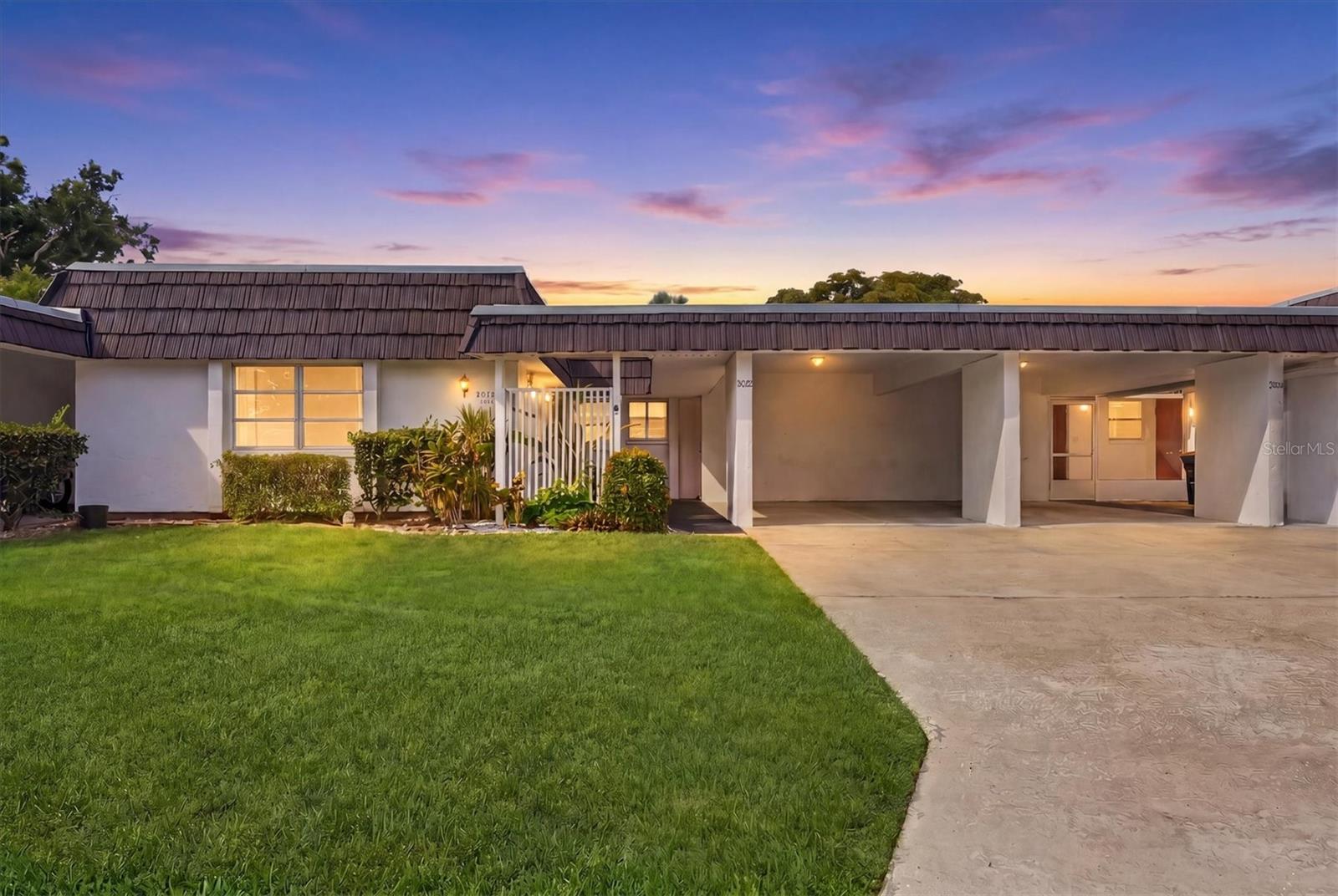 GLEN OAKS RIDGE VILLAS 2 - Residential