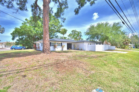 Photo of 3553 Center Circle, Largo, FL 33774 (MLS # A4692993)
