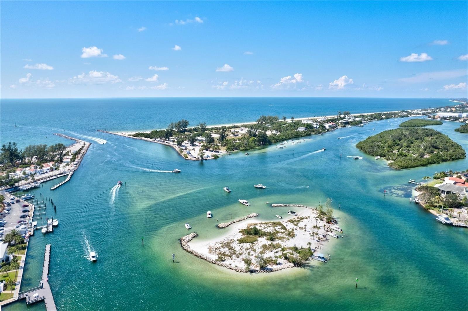 CASSATA LAKES - Residential