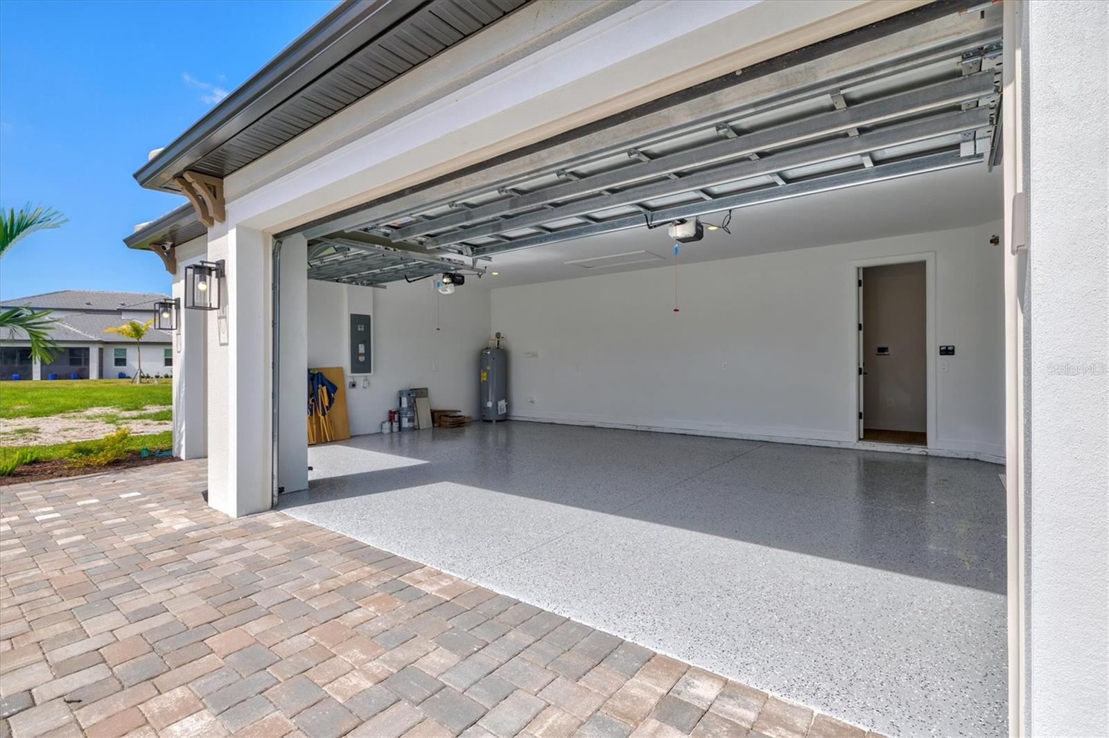 CASSATA LAKES - Residential