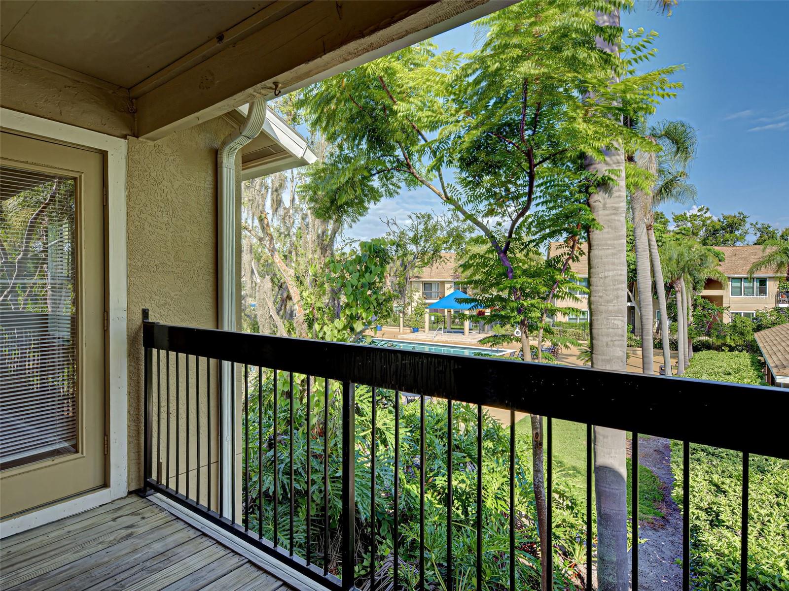 VINTAGE GRAND - Residential Lease