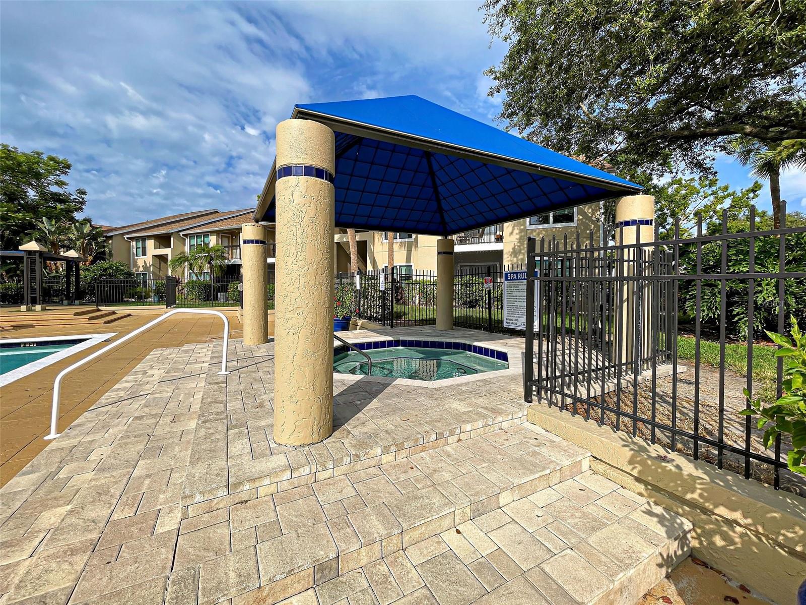 VINTAGE GRAND - Residential Lease