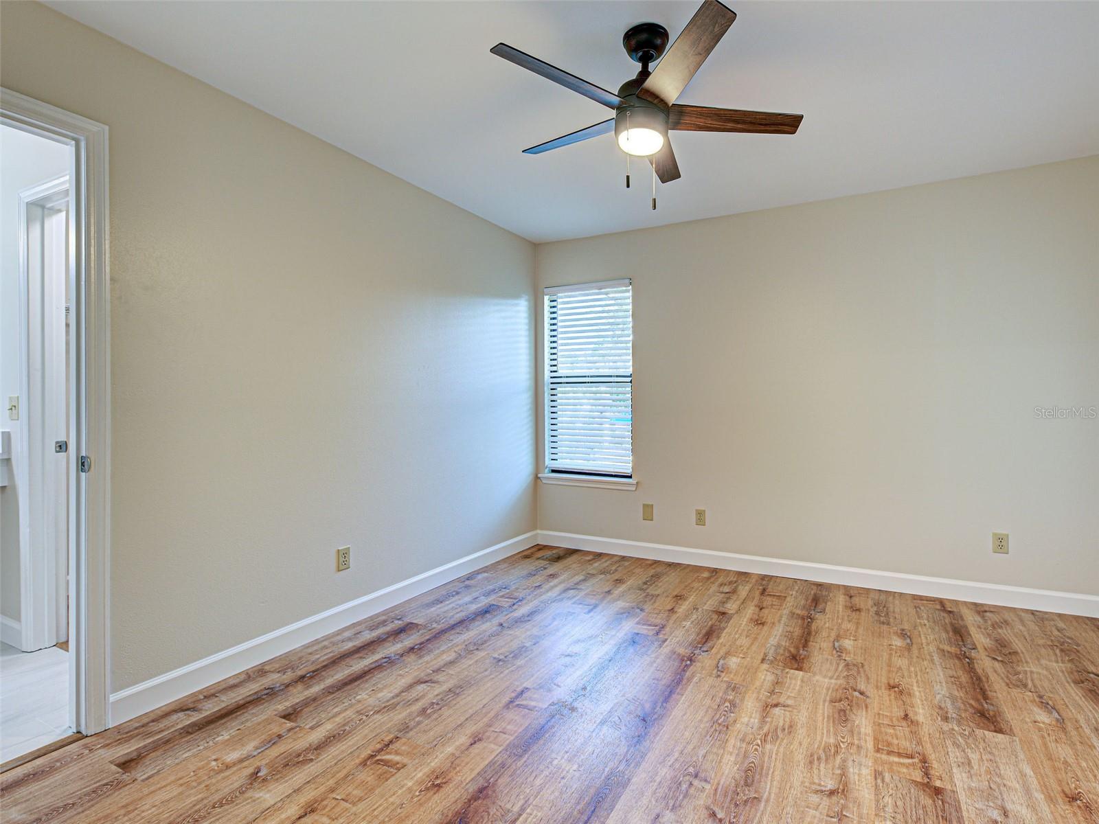VINTAGE GRAND - Residential Lease