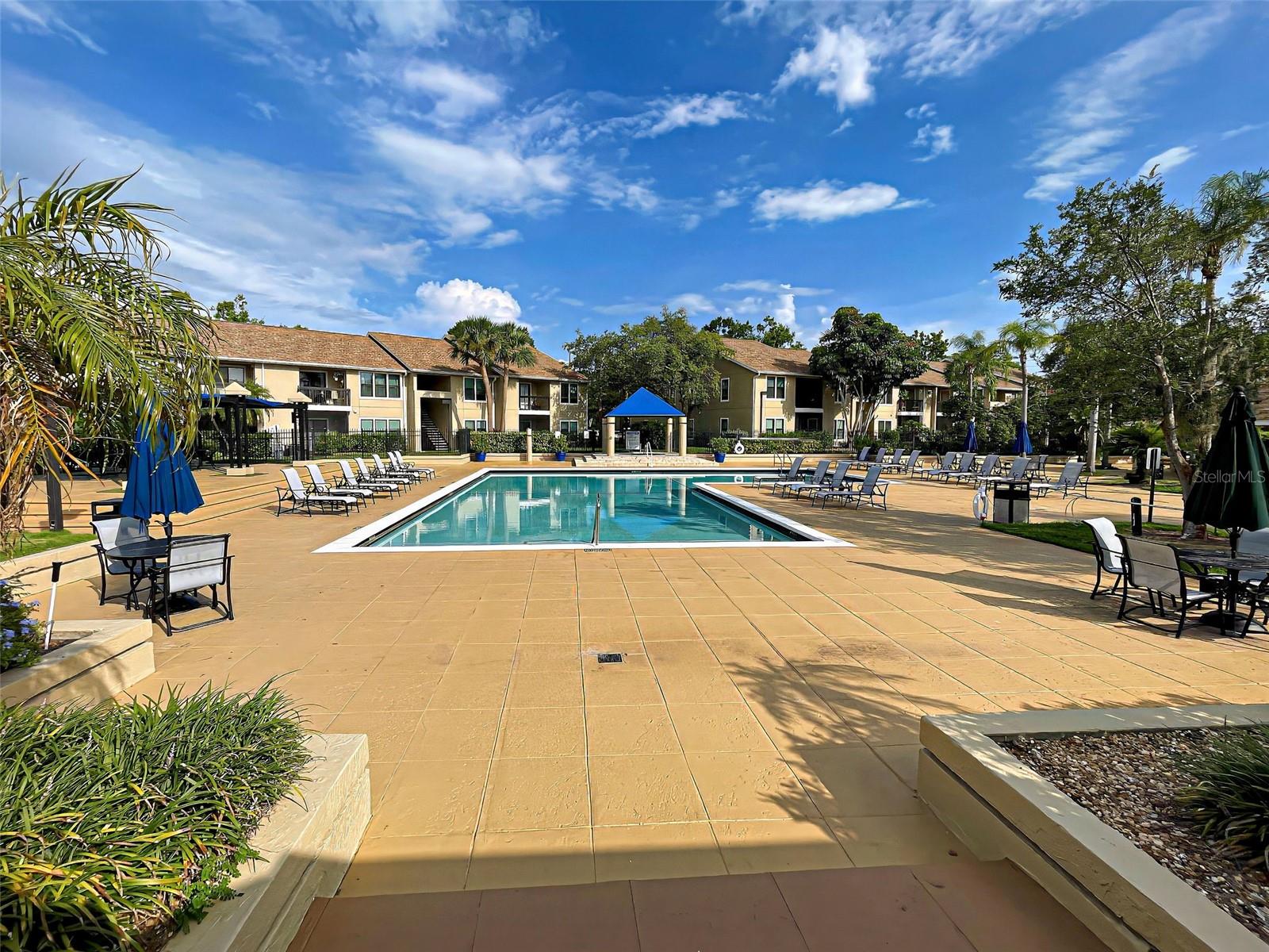 VINTAGE GRAND - Residential Lease