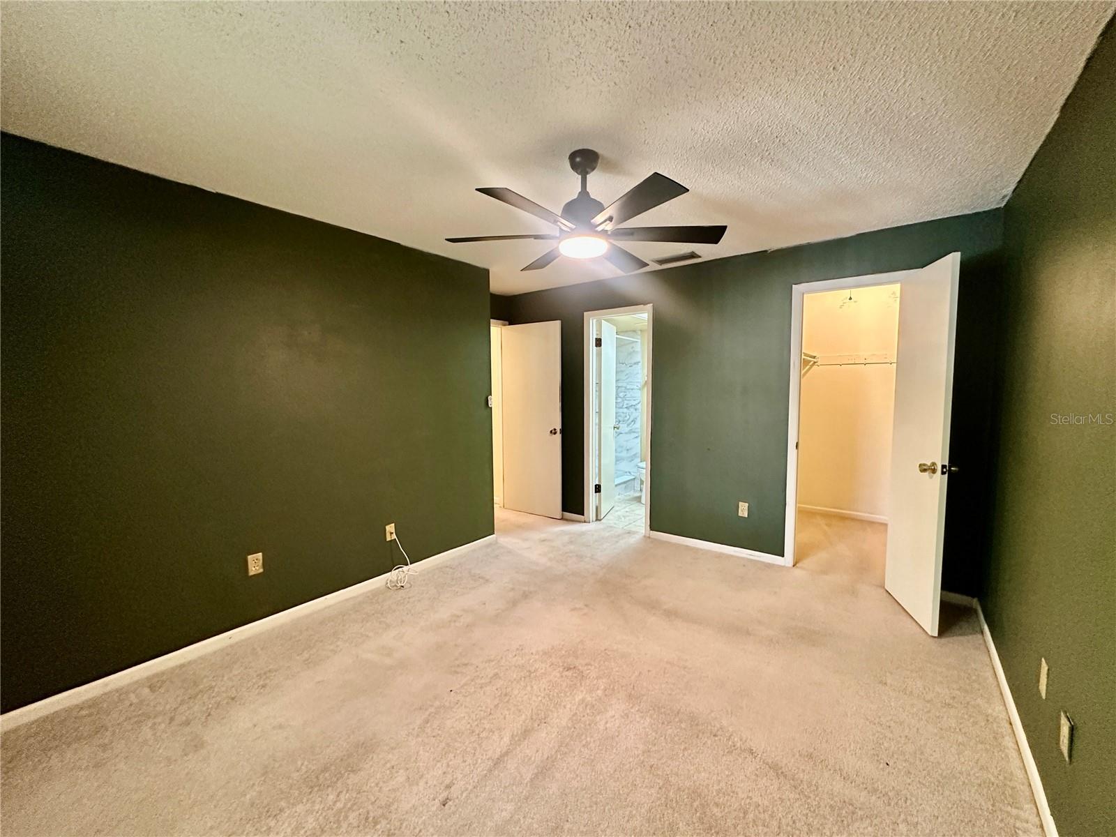 LAKE KIT CONDO - Residential Lease