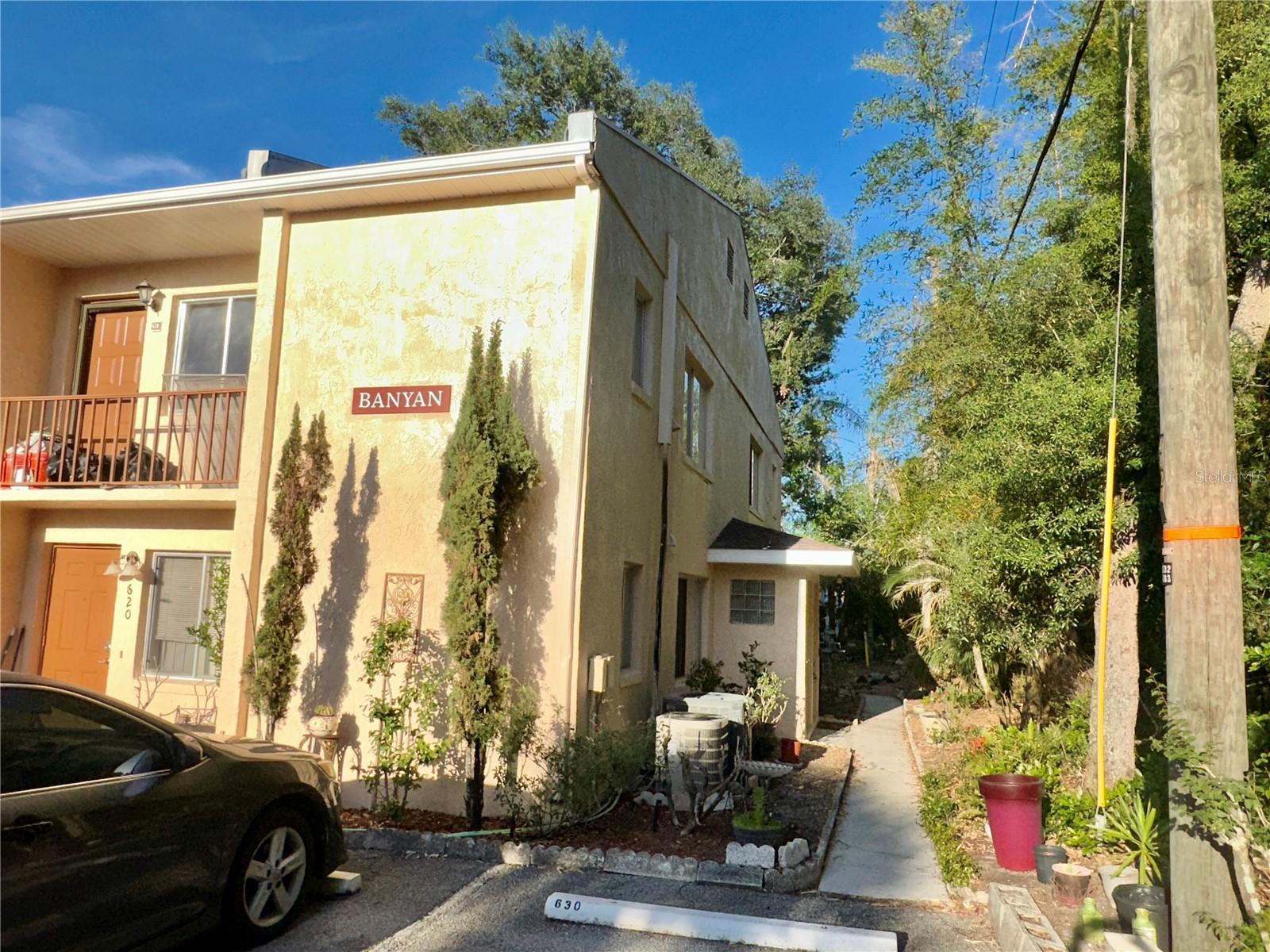 LAKE KIT CONDO - Residential Lease