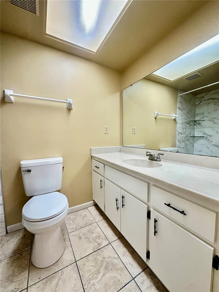 LAKE KIT CONDO - Residential Lease