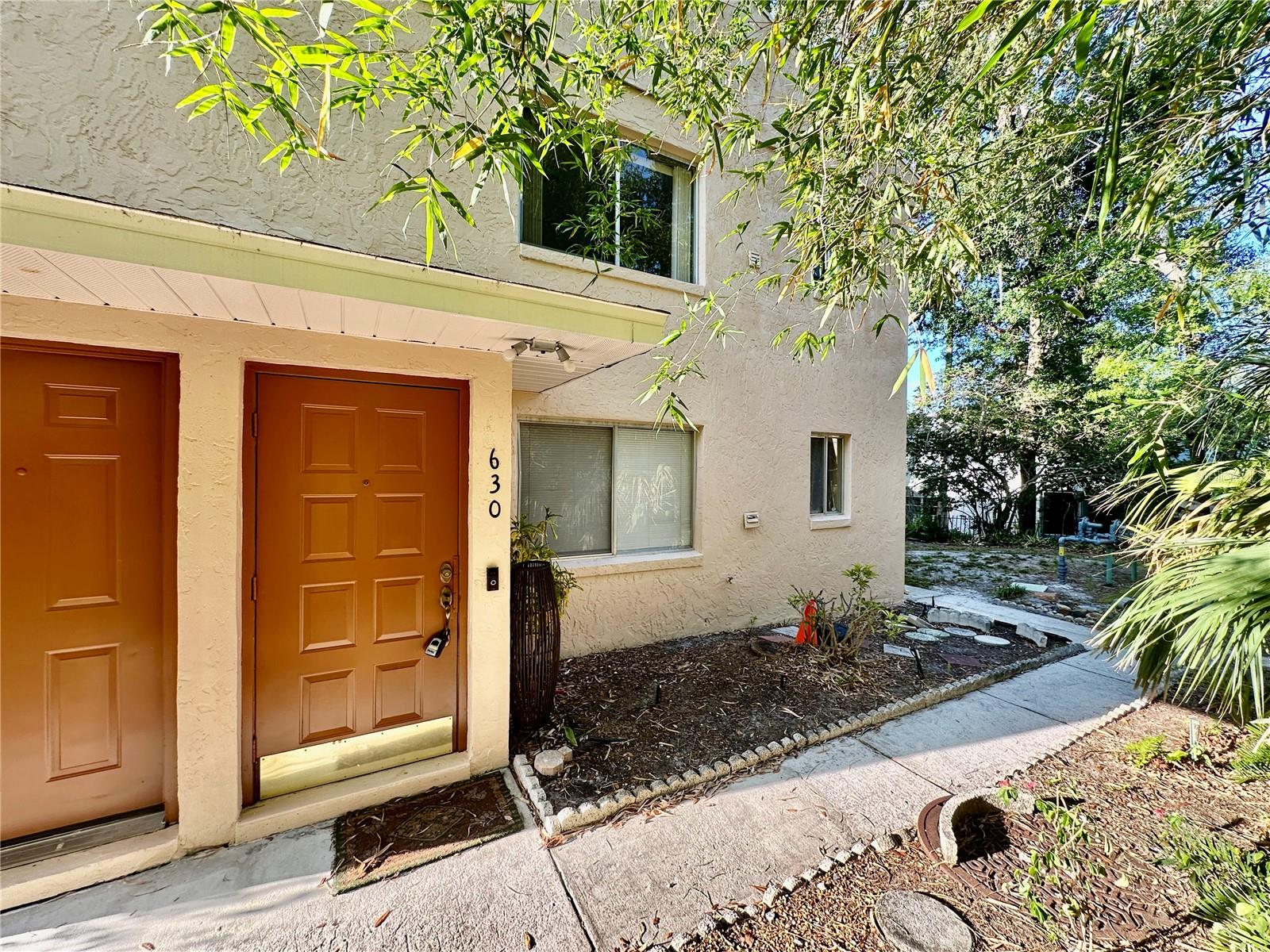 LAKE KIT CONDO - Residential Lease